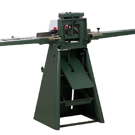 Foot-pedal frame cutting machine